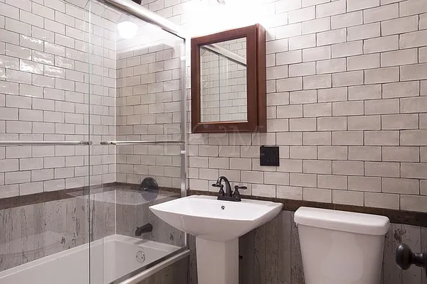 Rented by Brick&Mortar | media 36