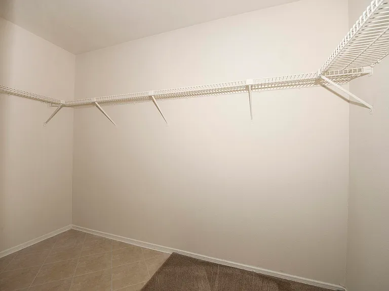 2911 Sycamore Springs Dr — Photo 26