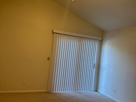4th image of 4059 Eastwood Village Ln