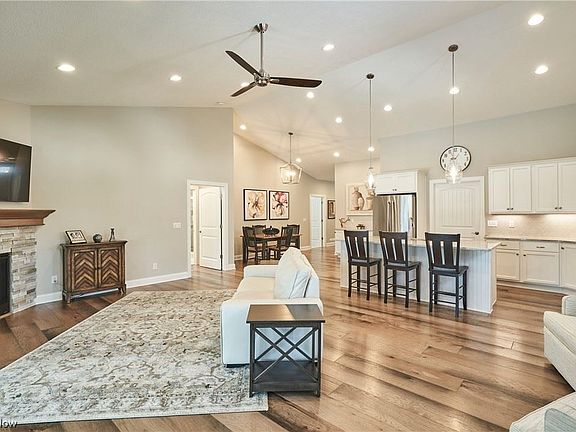 2nd image of 7897 Cantle Ct