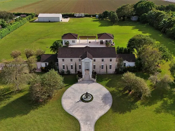 18300 SW 158th St, Miami, FL 33187