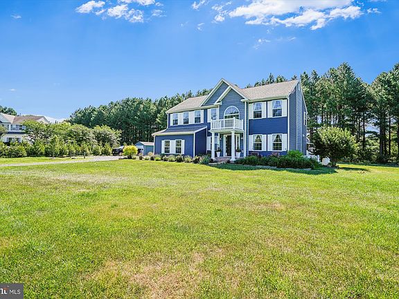 2nd image of 32655 Meadowlark Ln