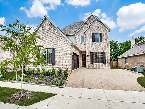 2nd image of 8001 Heritage Palms Trl