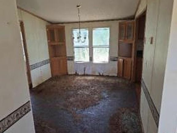 3rd image of 401 E 1st St