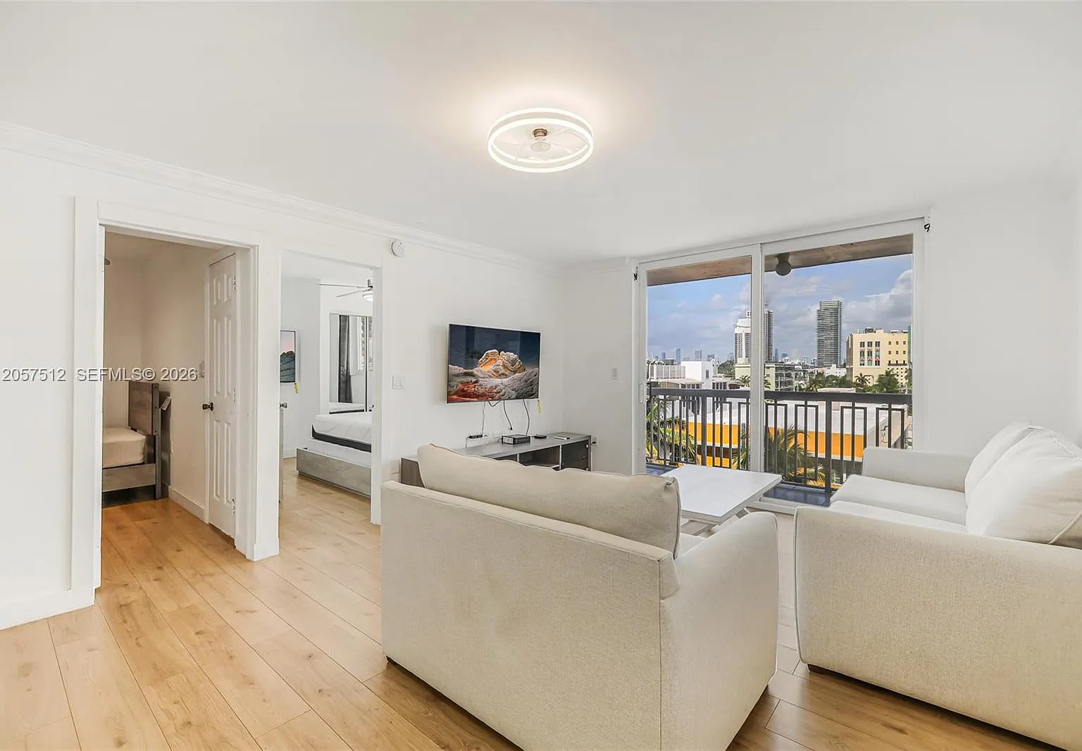 The Presidential Condo — Photo 3