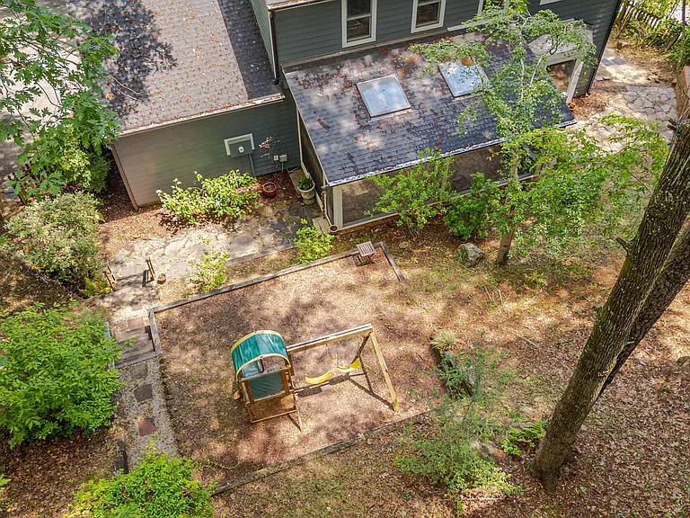 207 Old Forest Creek Dr — Photo 42