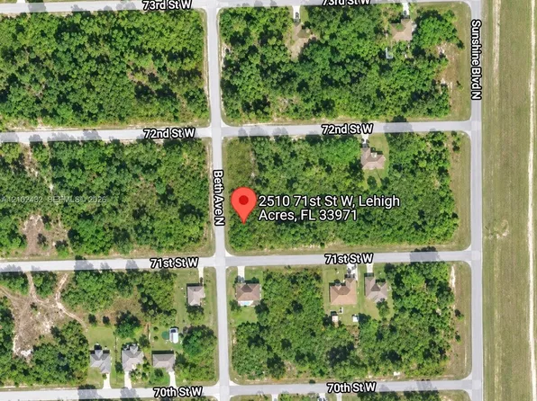 2510 71st St W, Lehigh Acres, FL 33971
