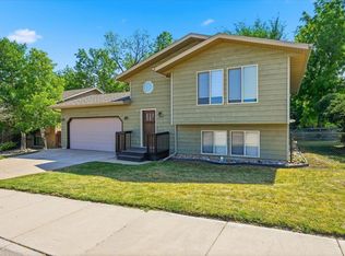 1802 Sugar Creek Pl, Spearfish, SD 57783