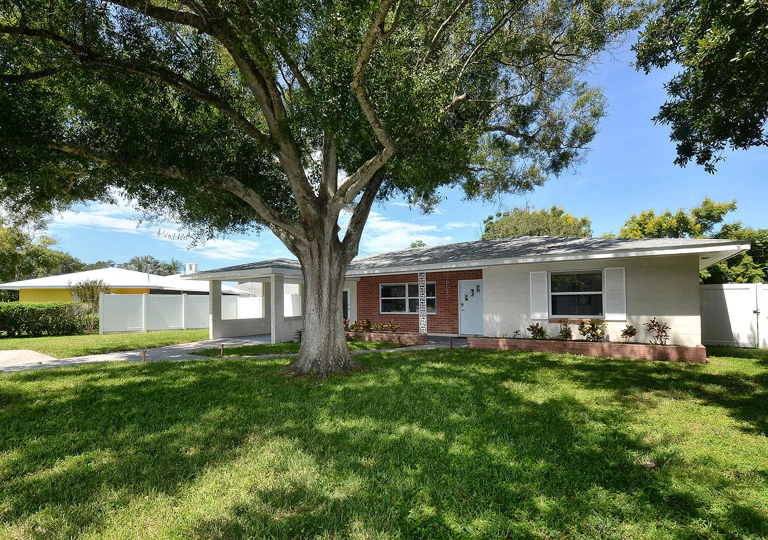 2 bed, 1826 sqft, $2,950 — Photo 1