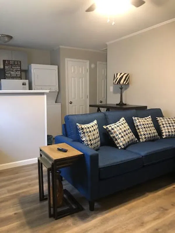 1 bed, 1.0 bath, 500 sqft, $1,100 — Photo 1