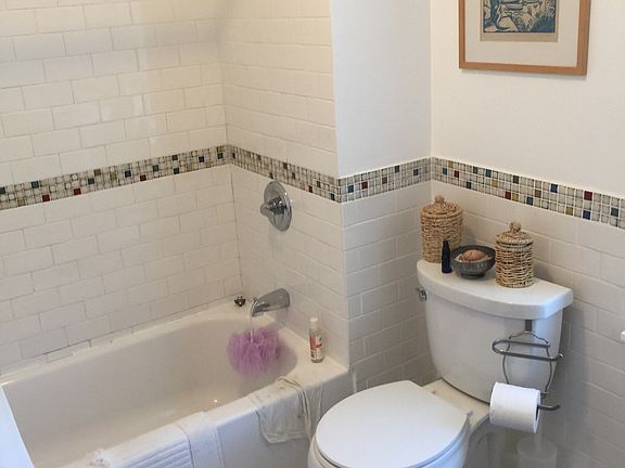 5th image of 2229 N Sedwgick St #3