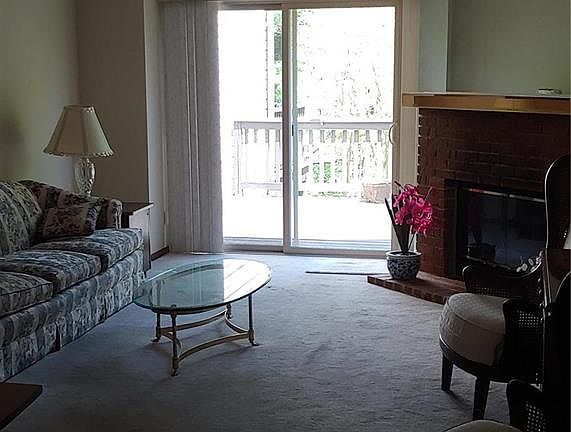 4th image of 5635 Duchesne Parque Dr