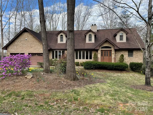 152 Eastmoor Dr, Asheville, NC 28805