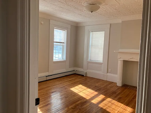 1 bed, 1.5 bath, 1100 sqft, $1,850 — Photo 3