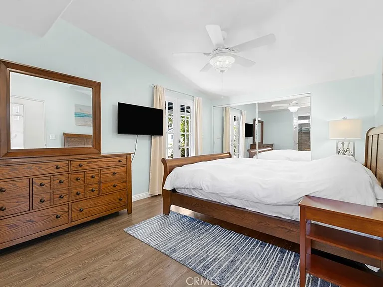 142 E Glaucus St — Photo 14