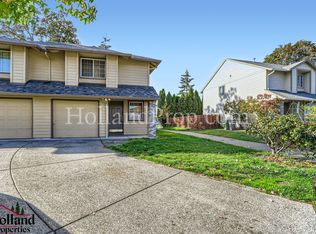6054-6056 SE Green Ct #6054, Hillsboro, OR