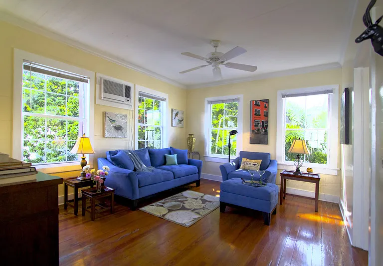 327 Margaret St #3 — Photo 4