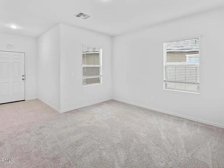 9637 W Agora Ln — Photo 6