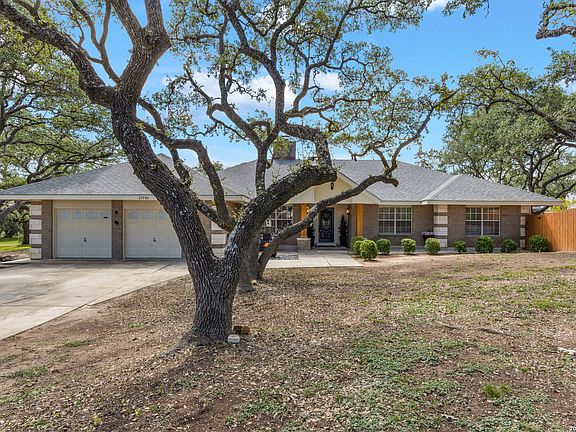 2nd image of 27240 Boerne Glen
