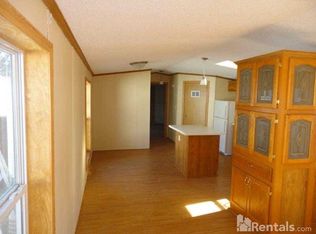 3314 Kennedy Ln, Waterloo, IA 50701