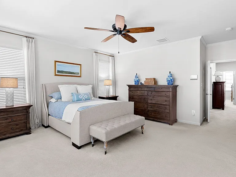 22840 Goldsborough Ter — Photo 25