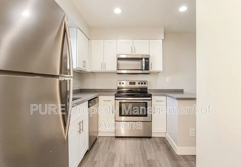 6801 N 17th Ave #4 — Photo 10