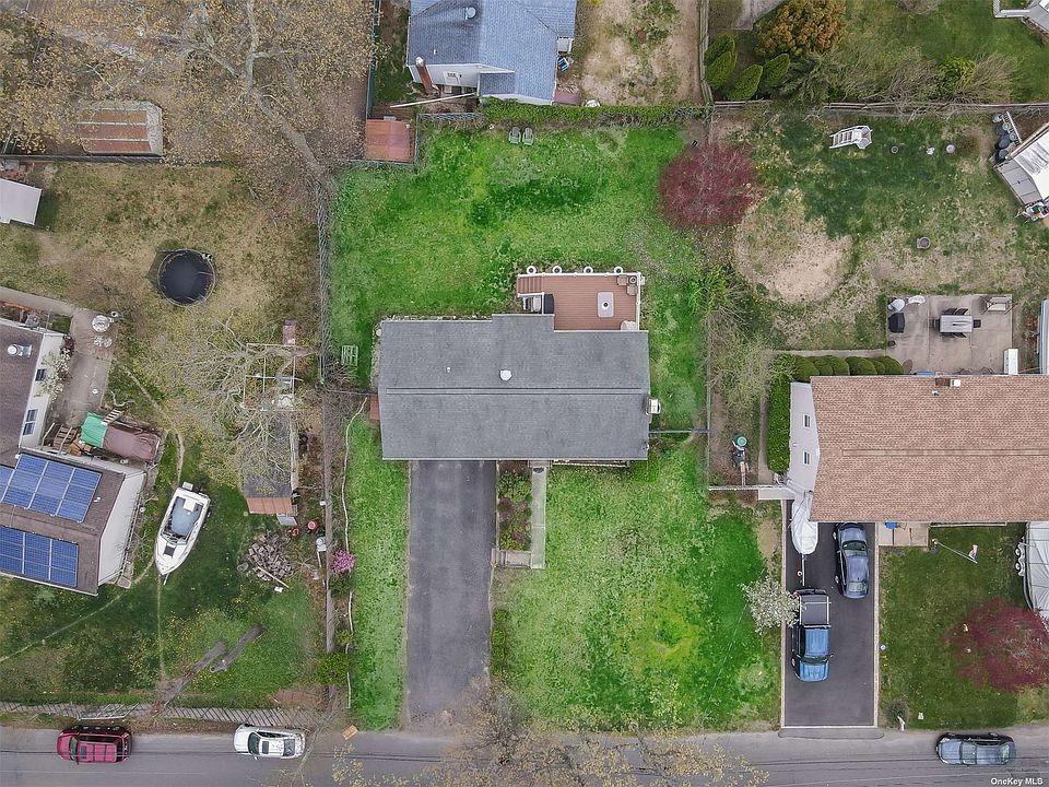25 Woodland Blvd, Centereach, NY 11720 MLS 3472200 Zillow