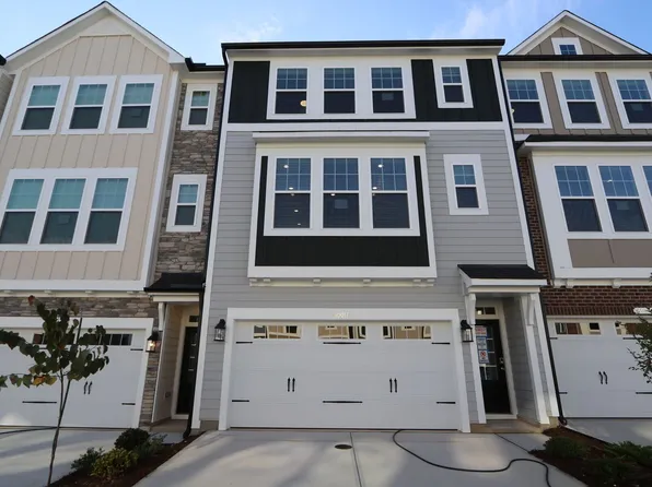 10017 Secluded Garden Dr, Apex, NC 27523