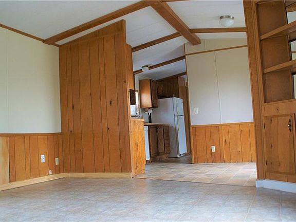 4th image of 29 Apple Blossom Dr