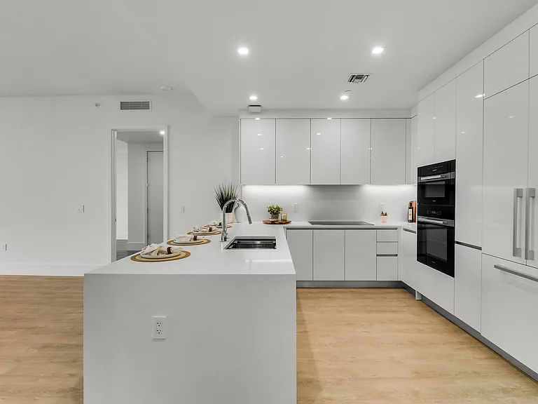 220 Lake Shore Dr #815 — Photo 10