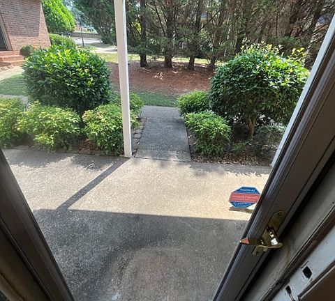 2nd image of 102 Dehart Dr #27