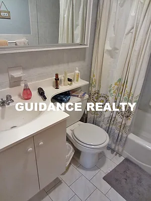 Rented by Guidance Realty Corp. | media 39