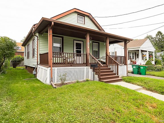 3rd image of 42 Oak Street