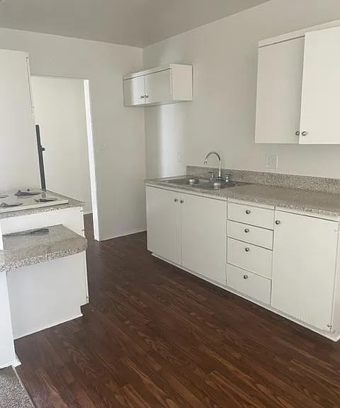 3875 Cedar St #13 — Photo 4