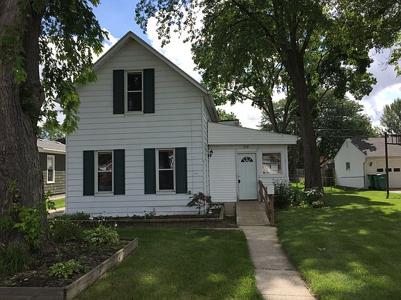 3rd image of 218 Jennings St
