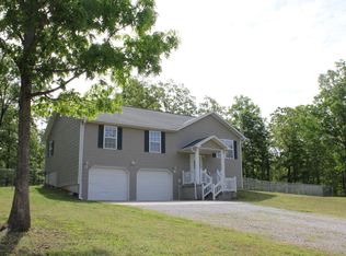 1372 Private Road 6385, West Plains, MO 65775