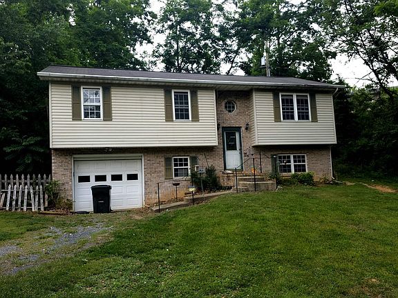 2nd image of 412 Devon Rd #B