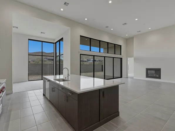 10865 Agate Cliffs Ave, Las Vegas, NV 89135