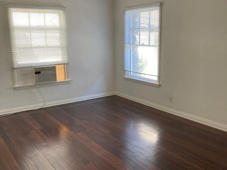 1st image of 128 S Camden Dr #107