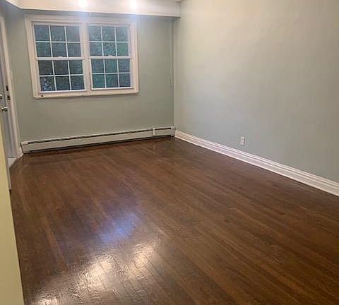 2nd image of 5 Hodges Pl Floor 2