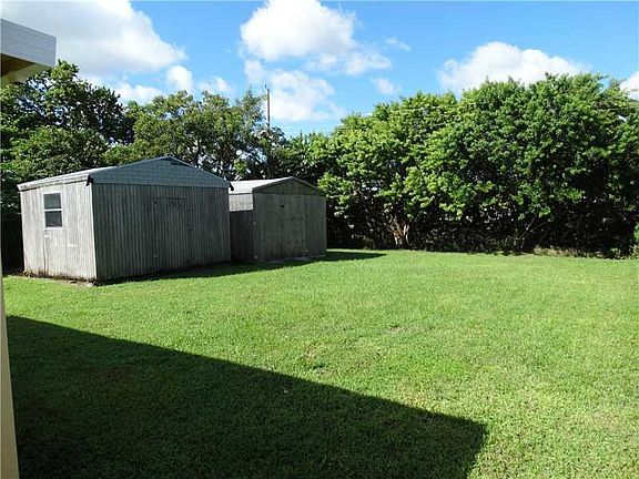 2nd image of 2250 NW 62nd Avenue