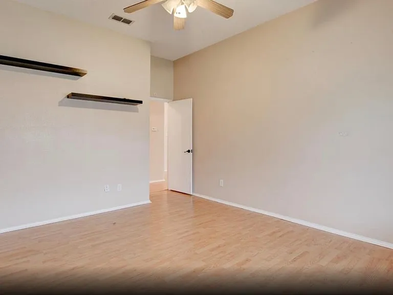 10221 Tustin Ter — Photo 14