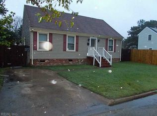 69 Harris Rd, Portsmouth, VA 23702