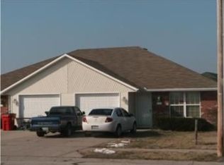 1400 SW Blue Branch Dr, Grain Valley, MO 64029