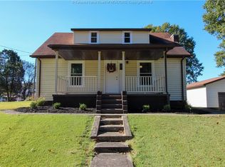 204 Ivywood St, Eleanor, WV 25070