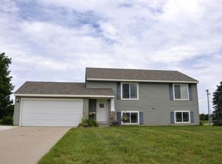 821 Cosby Way Dr, Sparta, MI 49345