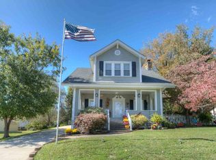 215 Green Oak Dr, Huntington, WV 25705