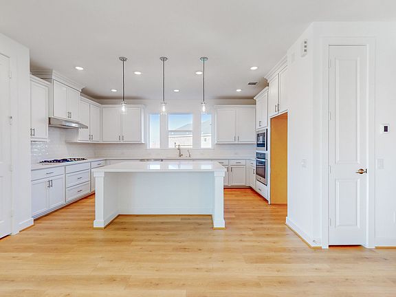 3rd image of 5302 Lantana River Ln