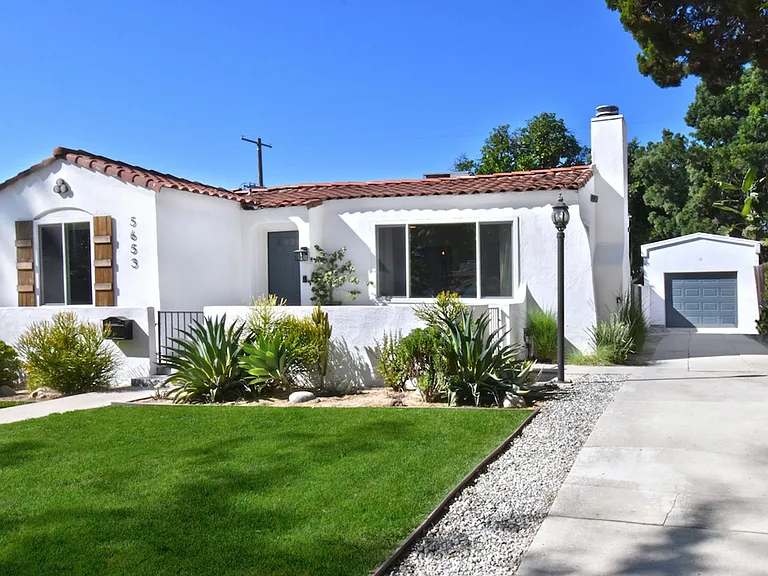 5653 Beck Ave — Photo 4