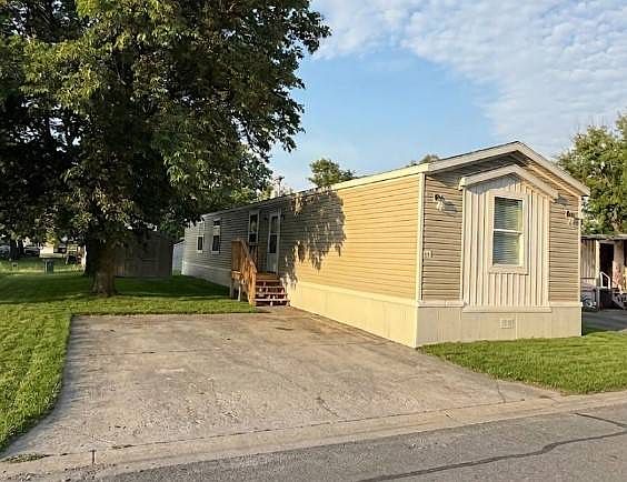 1st image of 2801 1st Ave #18